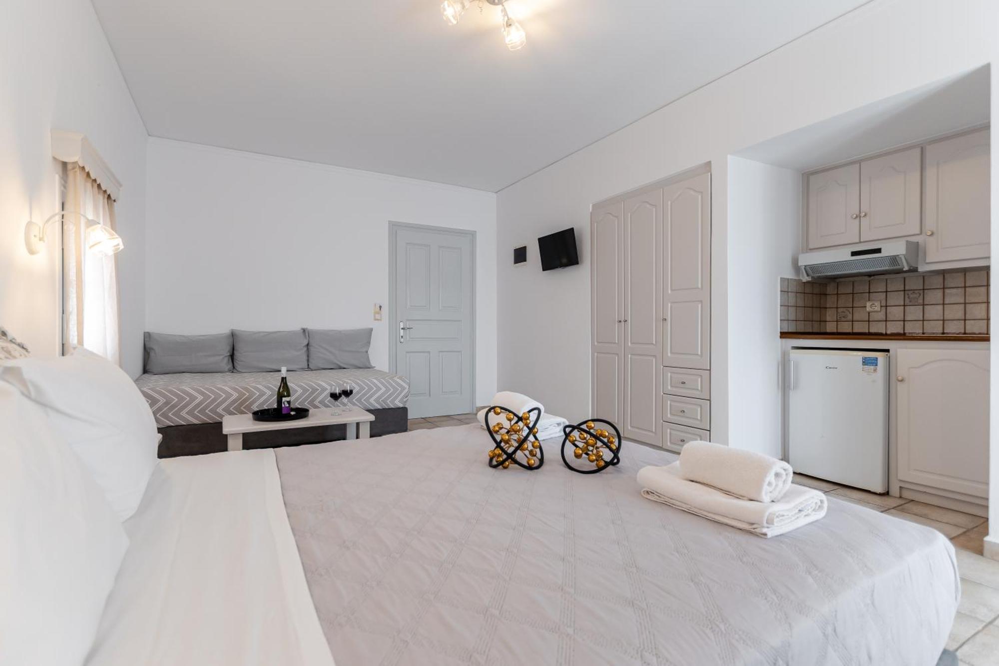 Golden Bay Aparthotel Agios Prokopios  Bagian luar foto